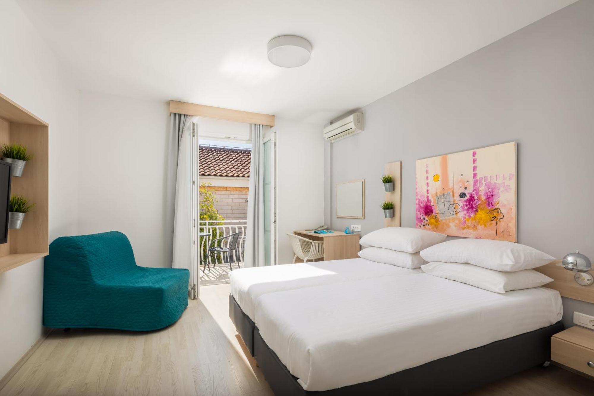 Doppelzimmer mit Balkon
